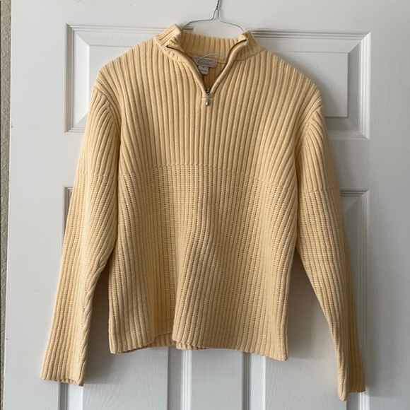 Sweater - Picture 1 of 8